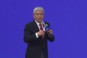 直击WAIC | 中国工程院院士郑南宁：AI正在展现出自我改进的潜力